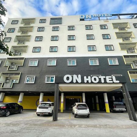 On Hotel Friendship Angeles Exteriör bild
