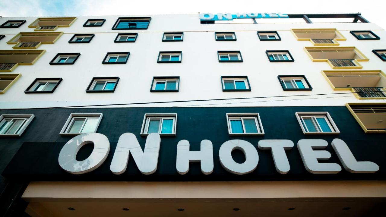 On Hotel Friendship Angeles Exteriör bild