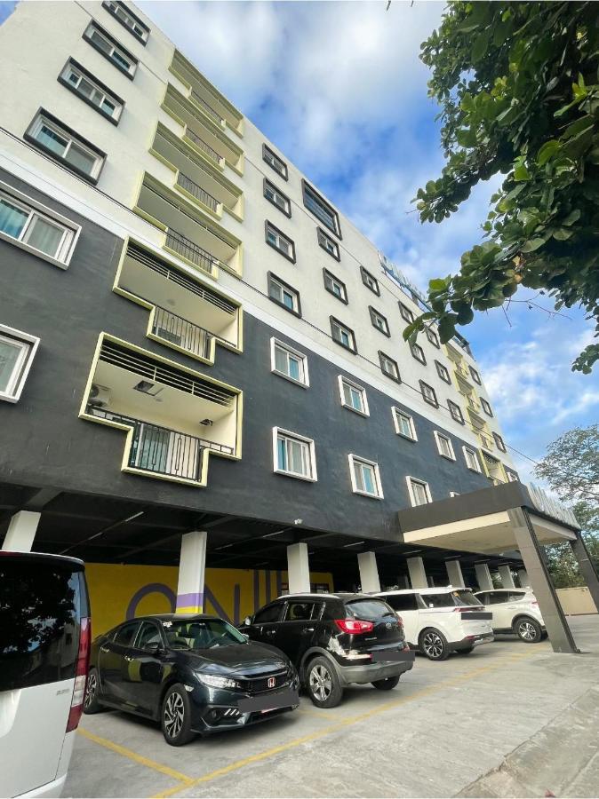 On Hotel Friendship Angeles Exteriör bild